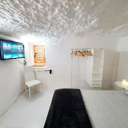 Apartment Casa Cueva A 15 Minutos Del Centro De Valencia Paterna