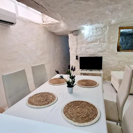 Apartment Casa Cueva A 15 Minutos Del Centro De Valencia